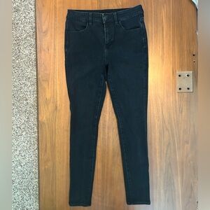 American Eagle Outfitters Women's Black Skinny Jeans, size 6